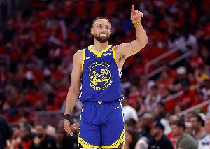 库里：若早点知道已快两年没赢过快船 或许还能给我们多一点动力