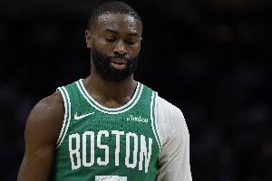 怀特:布朗不可思议关键时刻能挺身而出 这正是我们需要他做的 怀特:布朗不可思议关键时刻能挺身而出 这正是我们需要他做的