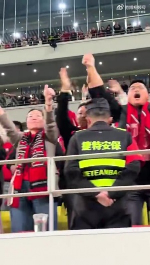 蓉城球迷:和谁有仇你们输谁,我们要不要脸?蹇韬:输球又怎么样 蓉城球迷:和谁有仇你们输谁,我们要不要脸?蹇韬:输球又怎么样